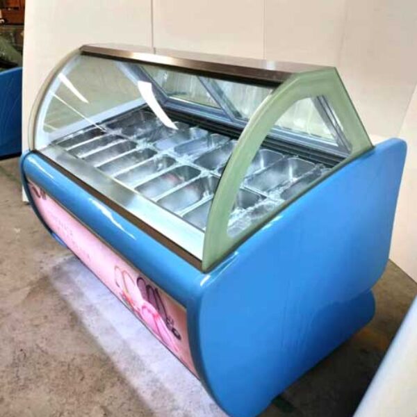 BMF 18 Ice cream freezer (1600*1130*1250)